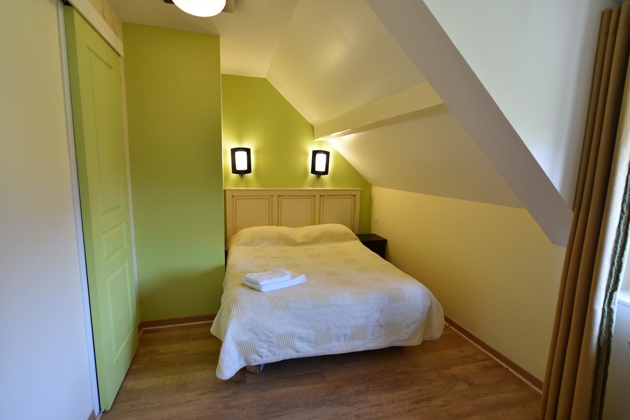 Les Lodges Du Lac Saint-Alban-de-Montbel Quarto foto